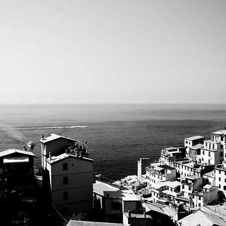 Hotel Cinque Terre Coast To Coast Riomaggiore Exterior foto