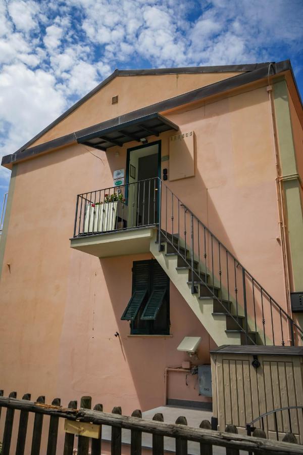 Hotel Cinque Terre Coast To Coast Riomaggiore Exterior foto